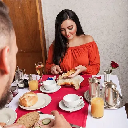 ゲストハウス Wiesenau 2*