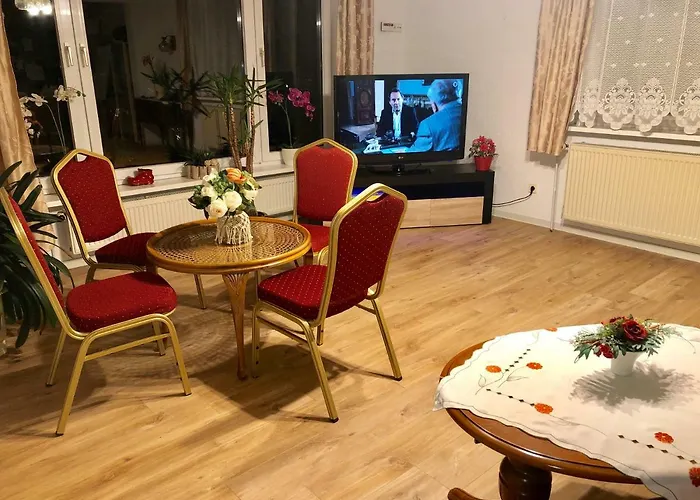 魏森瑙膳食公寓酒店 Salzhausen